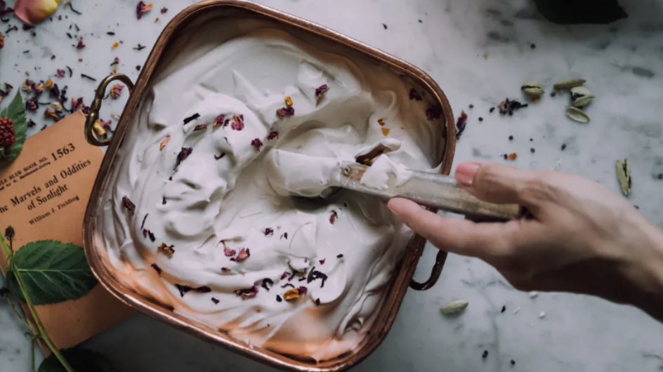 How to Make Ice Cream with Tom Greve’s Book [Step-By-Step Guide]